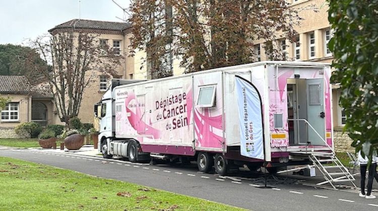 MAMMOBILE - Détection du cancer du sein en tournée dans le Gers
